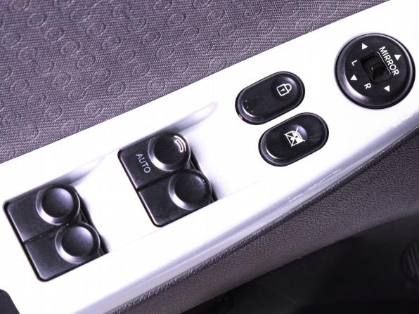 Hyundai Solaris I с пробегом 2012 года, цена 849 000 рублей, 221000 км, хэтчбек, Автокод Объявления