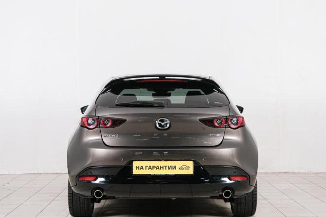Mazda 3 IV (BP) с пробегом 2019 года, цена 1 699 000 рублей, 104000 км, хэтчбек, Автокод Объявления
