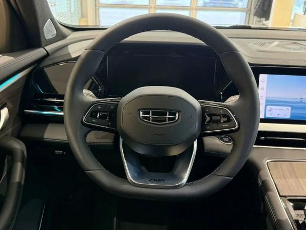 Geely Monjaro I с пробегом 2025 года, цена 4 809 990 рублей, 1 км, внедорожник, Автокод Объявления