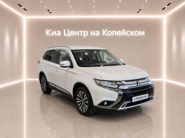Mitsubishi Outlander III Рестайлинг 3 с пробегом 2021 года, цена 2 295 000 рублей, 136000 км, внедорожник, Автокод Объявления