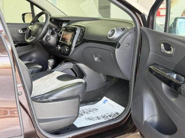 Renault Kaptur I Рестайлинг с пробегом 2020 года, цена 1 653 000 рублей, 38868 км, внедорожник, Автокод Объявления