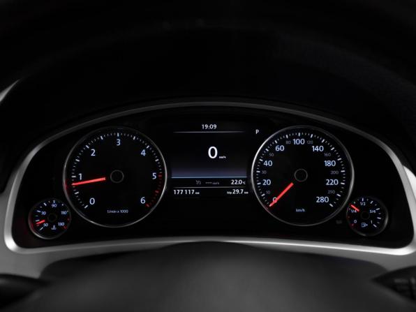 Volkswagen Touareg II Рестайлинг с пробегом 2016 года, цена 3 070 000 рублей, 177111 км, внедорожник, Автокод Объявления