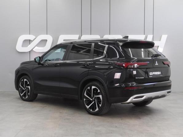 Mitsubishi Outlander IV с пробегом 2022 года, цена 4 558 000 рублей, 37835 км, внедорожник, Автокод Объявления