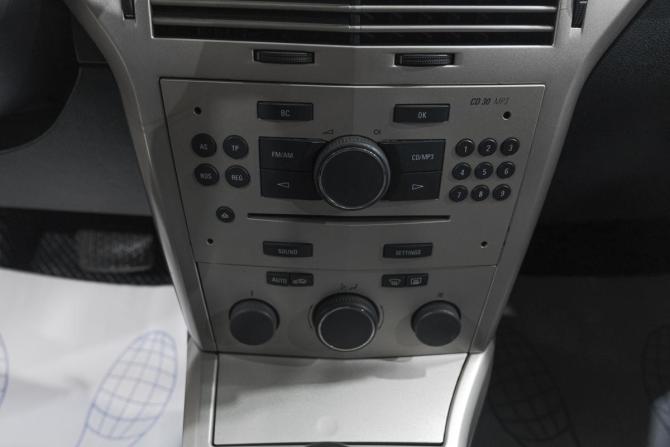 Opel Astra H с пробегом 2008 года, цена 379 000 рублей, 183000 км, хэтчбек, Автокод Объявления