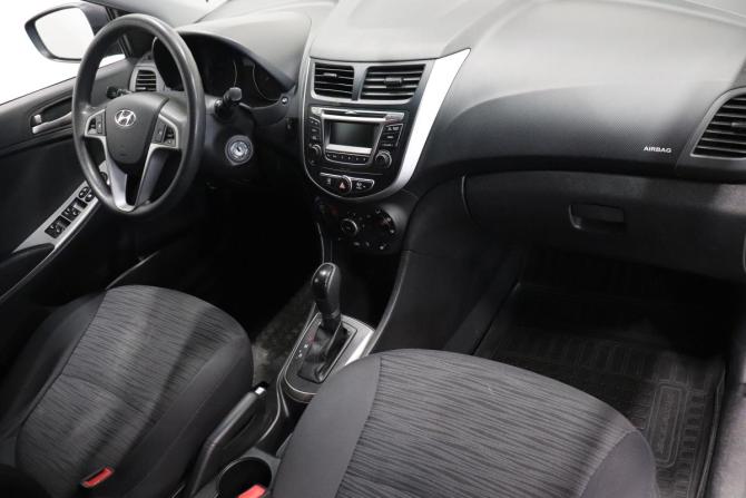 Hyundai Solaris I Рестайлинг с пробегом 2015 года, цена 951 000 рублей, 101078 км, седан, Автокод Объявления
