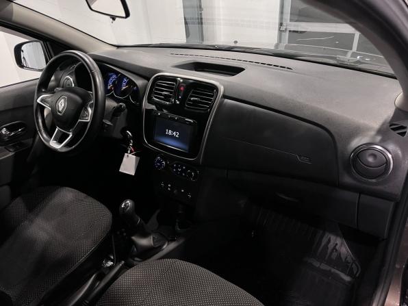 Renault Logan II Рестайлинг с пробегом 2019 года, цена 1 150 000 рублей, 116415 км, седан, Автокод Объявления