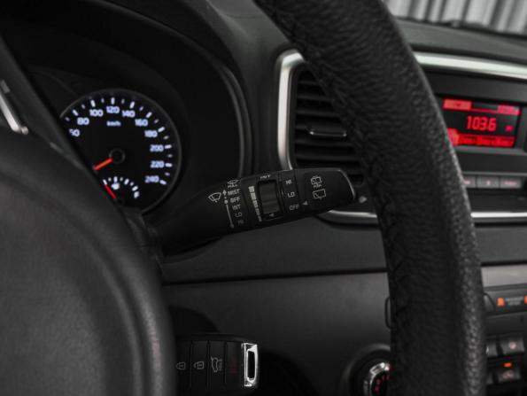 Kia Sportage IV Рестайлинг с пробегом 2018 года, цена 2 340 000 рублей, 102045 км, внедорожник, Автокод Объявления