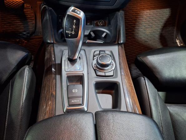 BMW X6 I (E71) Рестайлинг с пробегом 2012 года, цена 1 655 000 рублей, 242000 км, внедорожник, Автокод Объявления