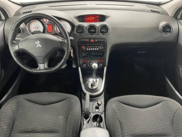 Peugeot 308 I Рестайлинг с пробегом 2012 года, цена 599 000 рублей, 190000 км, хэтчбек, Автокод Объявления