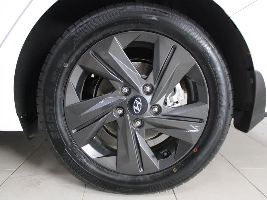 Hyundai Elantra VII (CN7) Старый Оскол  - изображение 12
