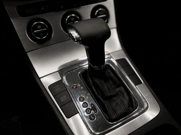 Volkswagen Passat B6 с пробегом 2008 года, цена 699 000 рублей, 296500 км, седан, Автокод Объявления