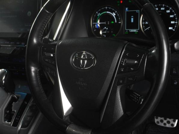 Toyota Vellfire II Рестайлинг с пробегом 2018 года, цена 5 165 000 рублей, 128486 км, минивэн, Автокод Объявления