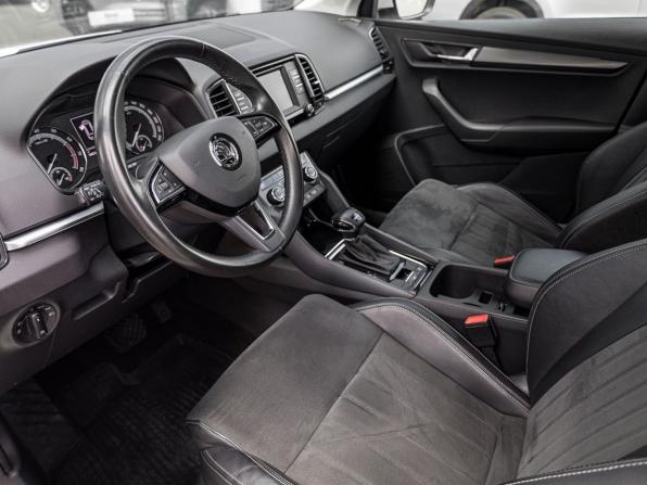 Skoda Karoq I с пробегом 2020 года, цена 2 422 213 рублей, 54566 км, внедорожник, Автокод Объявления