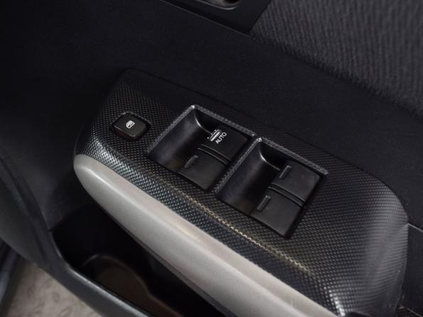 Honda Insight II с пробегом 2010 года, цена 679 995 рублей, 260700 км, хэтчбек, Автокод Объявления