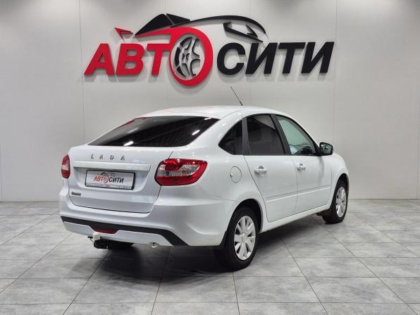 Lada (ВАЗ) Granta I Рестайлинг с пробегом 2023 года, цена 865 000 рублей, 45100 км, лифтбек, Автокод Объявления