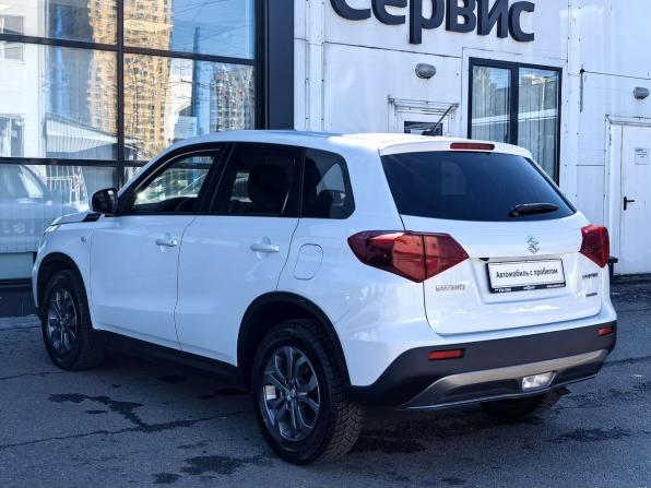 Suzuki Vitara II Рестайлинг с пробегом 2021 года, цена 2 628 000 рублей, 82185 км, внедорожник, Автокод Объявления
