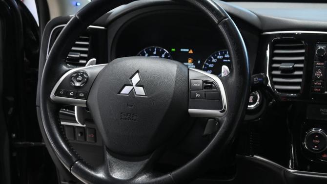 Mitsubishi Outlander III Рестайлинг с пробегом 2014 года, цена 1 695 000 рублей, 223000 км, внедорожник, Автокод Объявления