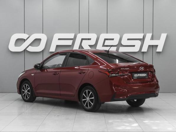 Hyundai Solaris II с пробегом 2017 года, цена 1 460 000 рублей, 64791 км, седан, Автокод Объявления
