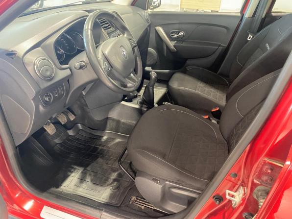 Renault Sandero II с пробегом 2014 года, цена 850 000 рублей, 141905 км, хэтчбек, Автокод Объявления