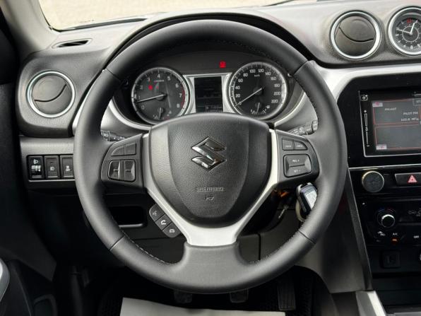 Suzuki Vitara II с пробегом 2015 года, цена 1 520 000 рублей, 139864 км, внедорожник, Автокод Объявления
