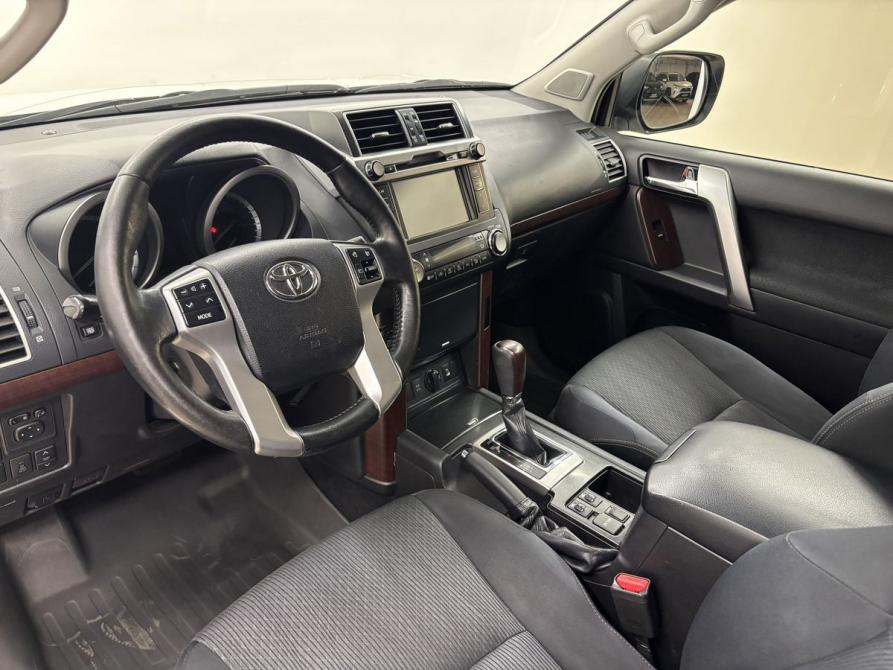 Toyota Land Cruiser Prado 150 Series Рестайлинг 1 Вологда  - изображение 10