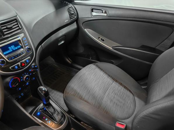 Hyundai Solaris I Рестайлинг с пробегом 2015 года, цена 999 000 рублей, 164000 км, седан, Автокод Объявления