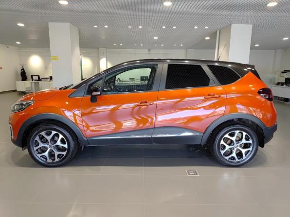 Renault Kaptur I с пробегом 2017 года, цена 1 530 000 рублей, 134283 км, внедорожник, Автокод Объявления