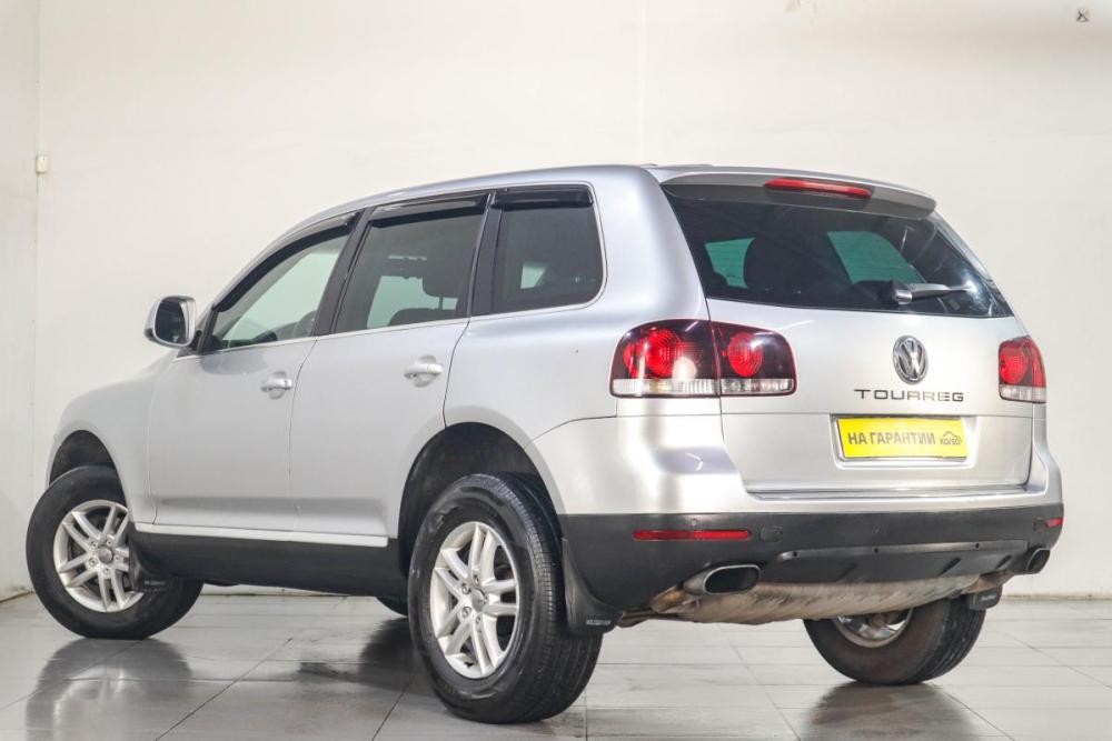 Volkswagen Touareg I Рестайлинг Челябинск  - изображение 5