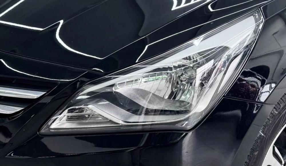 Hyundai Solaris I Рестайлинг Шахты  - изображение 10