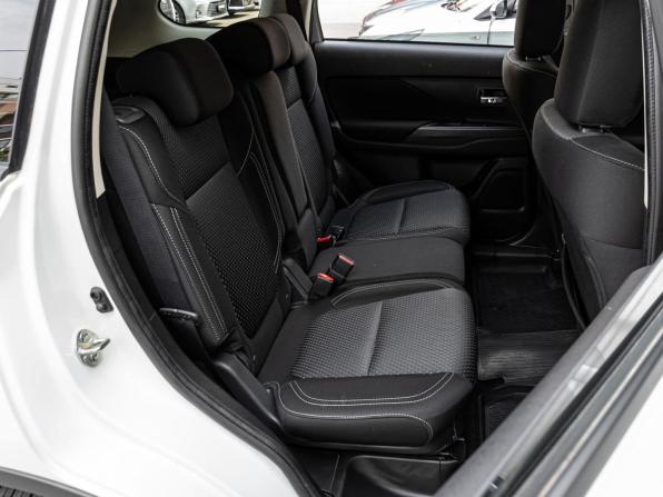 Mitsubishi Outlander III Рестайлинг 3 с пробегом 2021 года, цена 2 390 000 рублей, 101996 км, внедорожник, Автокод Объявления