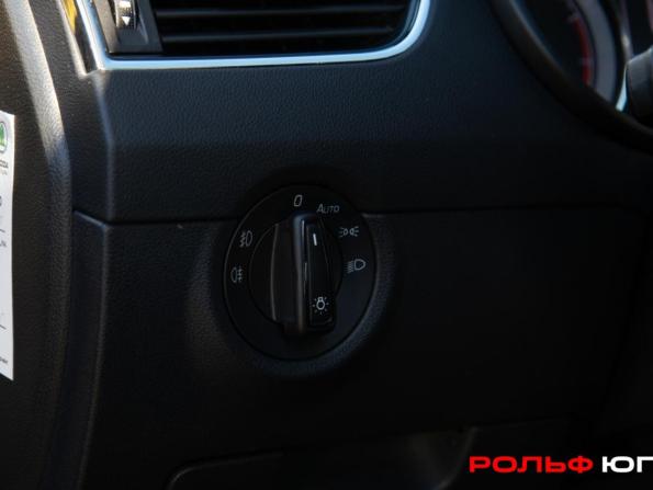 Skoda Octavia III (A7) Рестайлинг с пробегом 2017 года, цена 1 498 000 рублей, 125851 км, лифтбек, Автокод Объявления