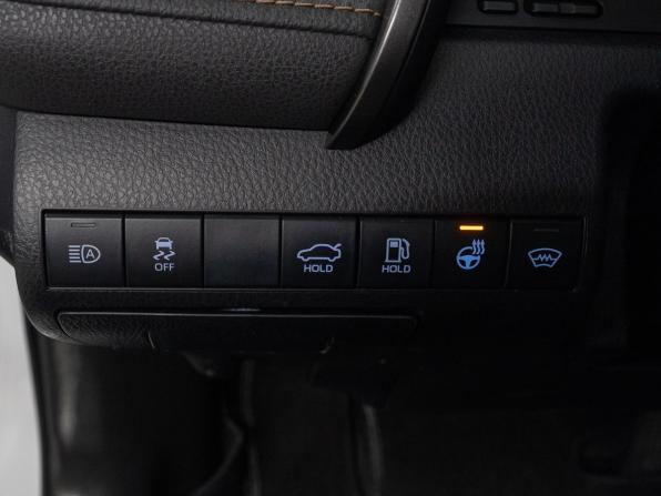 Toyota Camry VIII (XV70) с пробегом 2019 года, цена 3 199 000 рублей, 61548 км, седан, Автокод Объявления