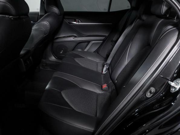 Toyota Camry VIII (XV70) Рестайлинг с пробегом 2021 года, цена 3 480 000 рублей, 90900 км, седан, Автокод Объявления