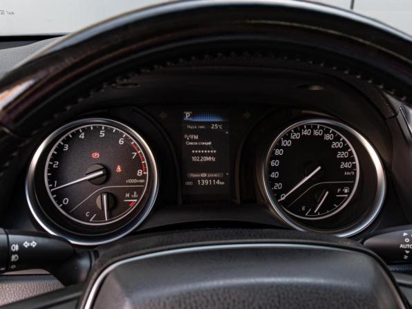 Toyota Camry VIII (XV70) с пробегом 2019 года, цена 2 549 000 рублей, 139114 км, седан, Автокод Объявления