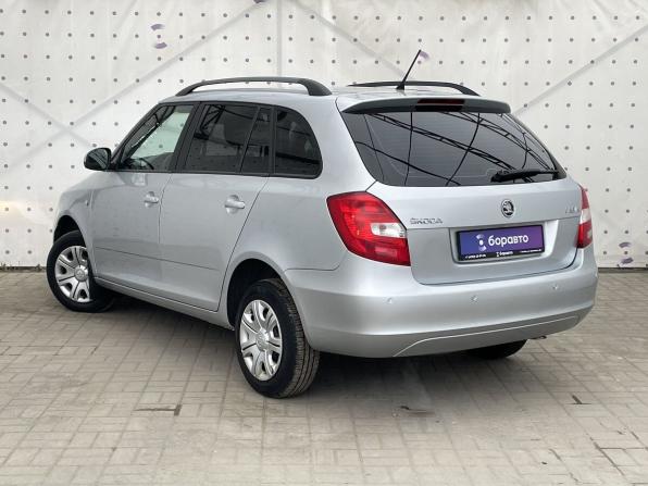 Skoda Fabia II Рестайлинг с пробегом 2014 года, цена 620 000 рублей, 267318 км, универсал, Автокод Объявления
