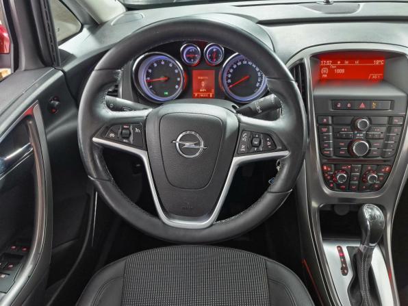 Opel Astra J с пробегом 2011 года, цена 615 000 рублей, 166268 км, хэтчбек, Автокод Объявления