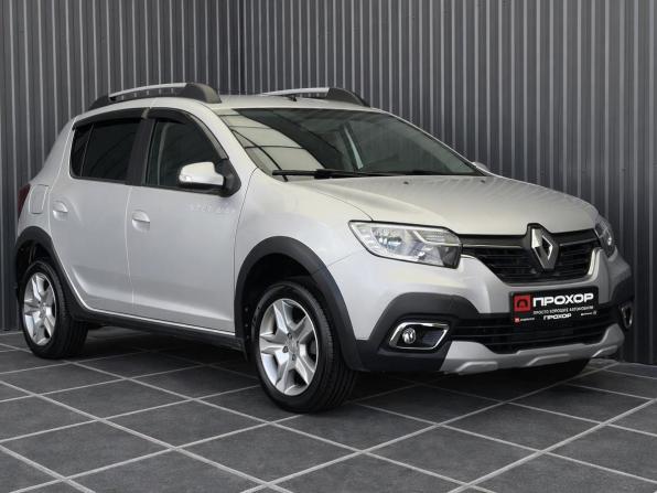 Renault Sandero II Рестайлинг с пробегом 2019 года, цена 1 197 000 рублей, 34434 км, хэтчбек, Автокод Объявления