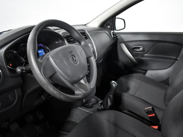 Renault Logan II с пробегом 2018 года, цена 832 000 рублей, 92222 км, седан, Автокод Объявления