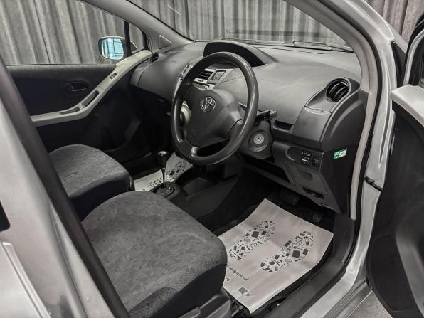 Toyota Vitz II (XP90) с пробегом 2008 года, цена 549 000 рублей, 221000 км, хэтчбек, Автокод Объявления