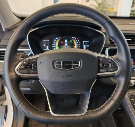 Geely Atlas Pro с пробегом 2021 года, цена 1 960 000 рублей, 47181 км, внедорожник, Автокод Объявления