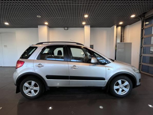 Suzuki SX4 I (Classic) Рестайлинг с пробегом 2014 года, цена 785 000 рублей, 105293 км, хэтчбек, Автокод Объявления