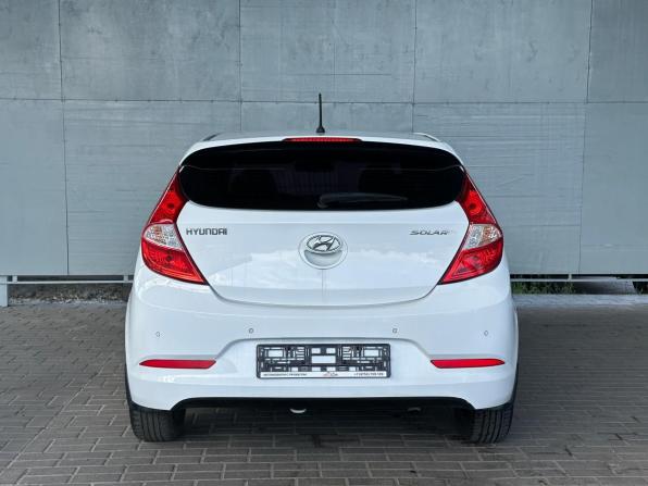 Hyundai Solaris I Рестайлинг с пробегом 2015 года, цена 970 000 рублей, 150768 км, хэтчбек, Автокод Объявления