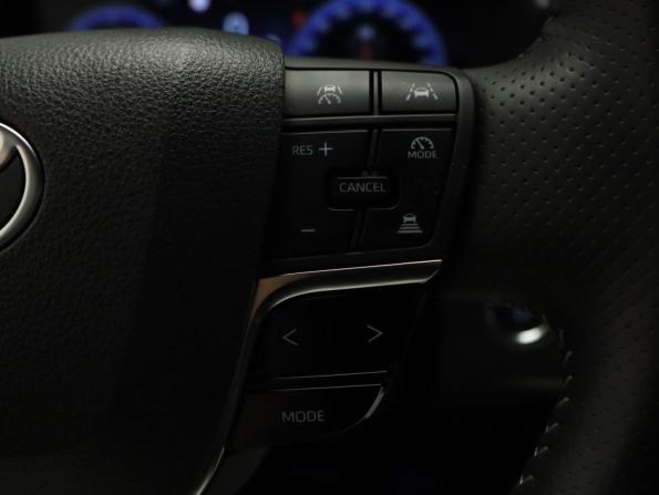 Toyota Camry IX (XV80) China Market с пробегом 2025 года, цена 4 250 000 рублей, 8800 км, седан, Автокод Объявления