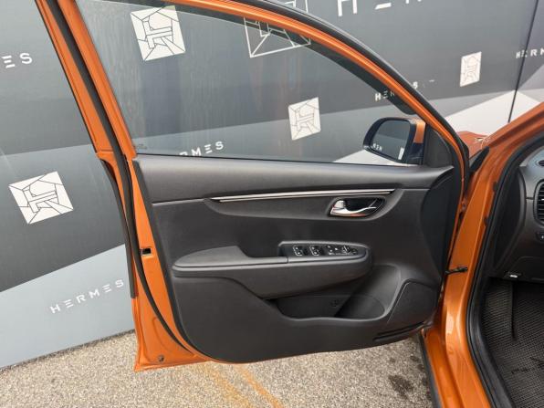 Kia Rio IV с пробегом 2019 года, цена 1 699 000 рублей, 43706 км, хэтчбек, Автокод Объявления