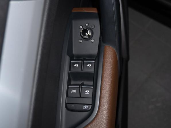 Audi Q5 II (FY) с пробегом 2017 года, цена 2 999 000 рублей, 160000 км, внедорожник, Автокод Объявления