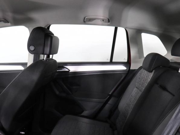 Volkswagen Tiguan II Рестайлинг с пробегом 2021 года, цена 2 870 000 рублей, 26350 км, внедорожник, Автокод Объявления