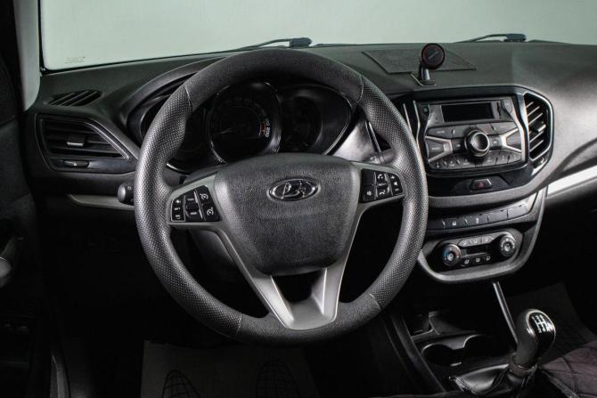 Lada (ВАЗ) Vesta I с пробегом 2018 года, цена 779 000 рублей, 215100 км, седан, Автокод Объявления