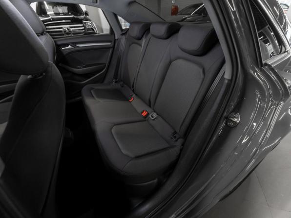 Audi A3 III (8V) Рестайлинг с пробегом 2019 года, цена 2 130 000 рублей, 102020 км, седан, Автокод Объявления