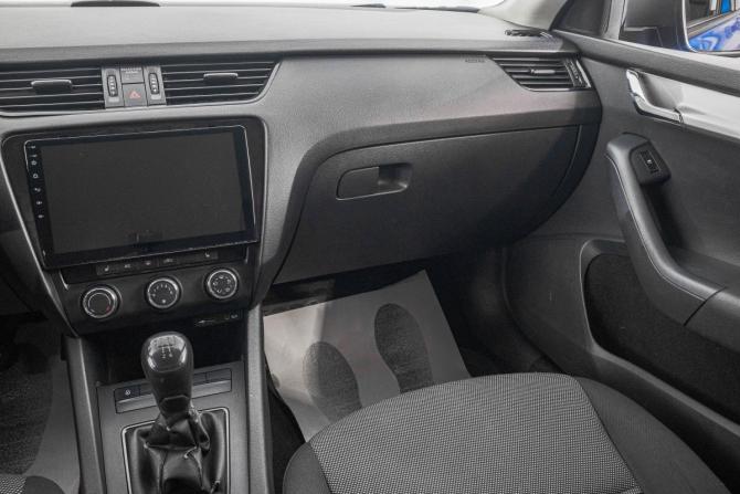 Skoda Octavia III (A7) с пробегом 2014 года, цена 799 000 рублей, 273000 км, лифтбек, Автокод Объявления