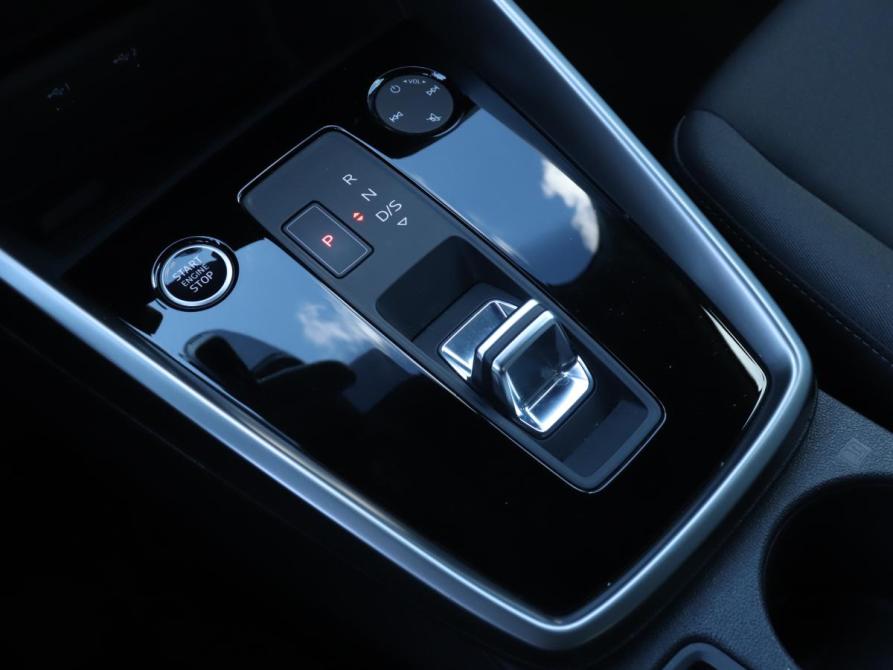 Audi A3 IV (8Y) Москва  - изображение 15